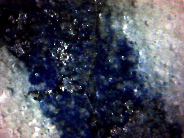 黄地粉彩龙穿花纹大瓶 第 7 张图片